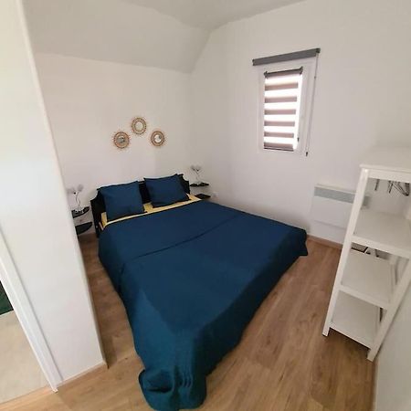 Petite Maison Cosy Dans Un Jardin. Ermont Exterior foto