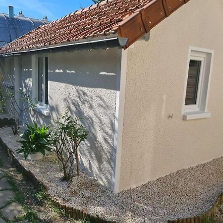 Petite Maison Cosy Dans Un Jardin. Ermont Exterior foto